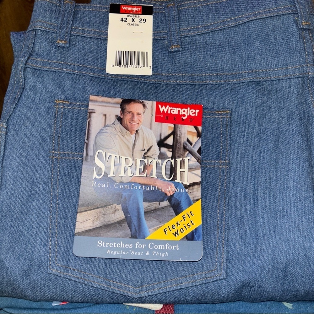 WRANGLERS MENS STRETCH JEANS 42x49  CLASSIC FIT COMFORT FLEX NEW.